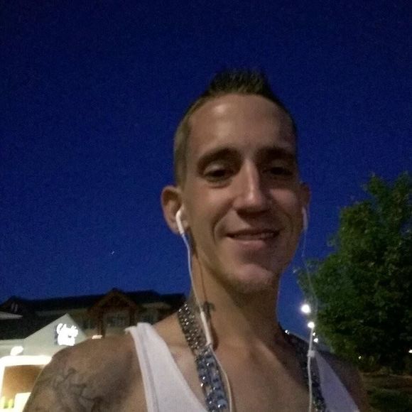 Meet your Posher, Josh - Picture 1 of 1